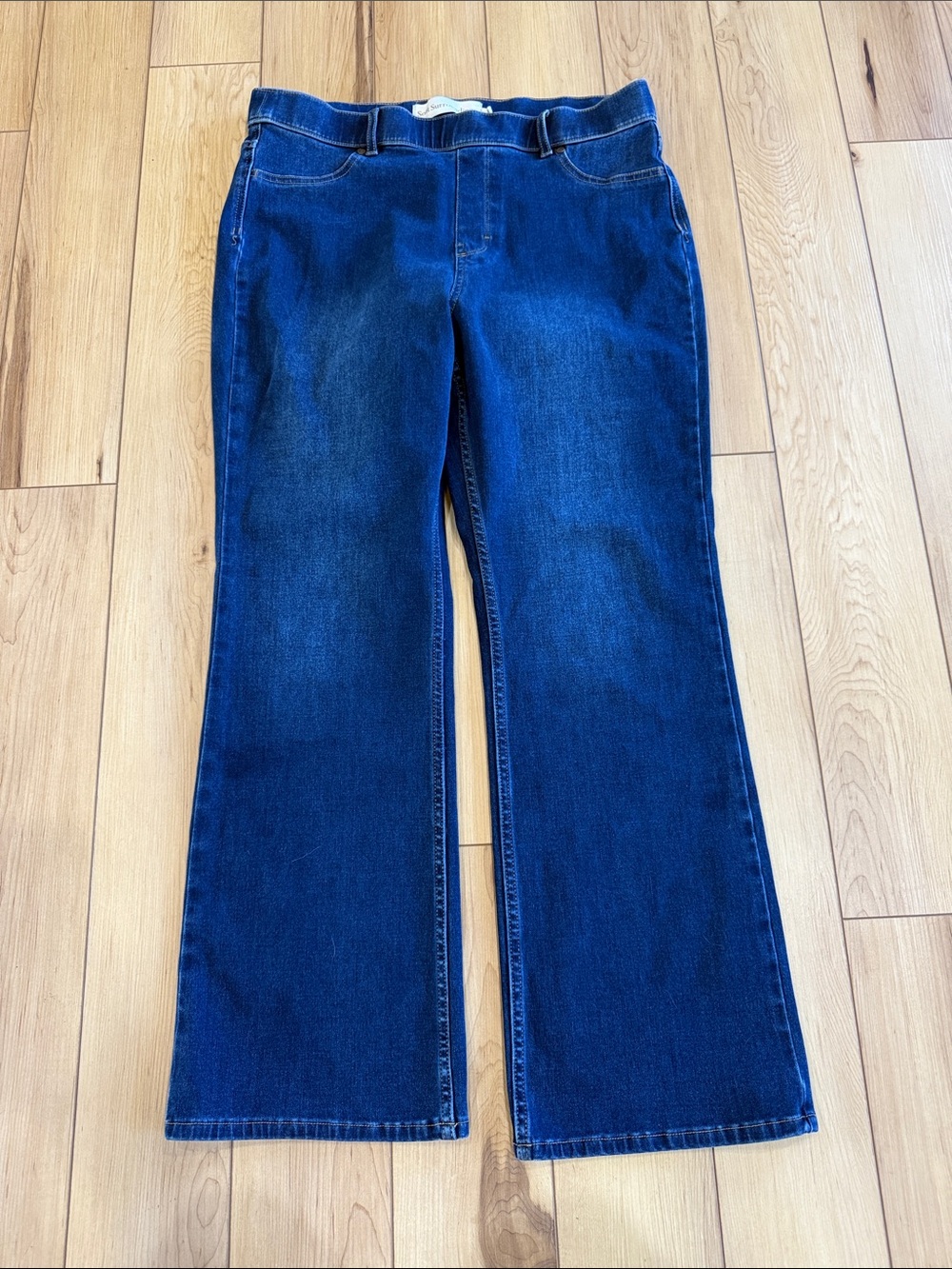 Soft Surroundings Deep Indigo Flare Jeans - Wide Leg Pull on